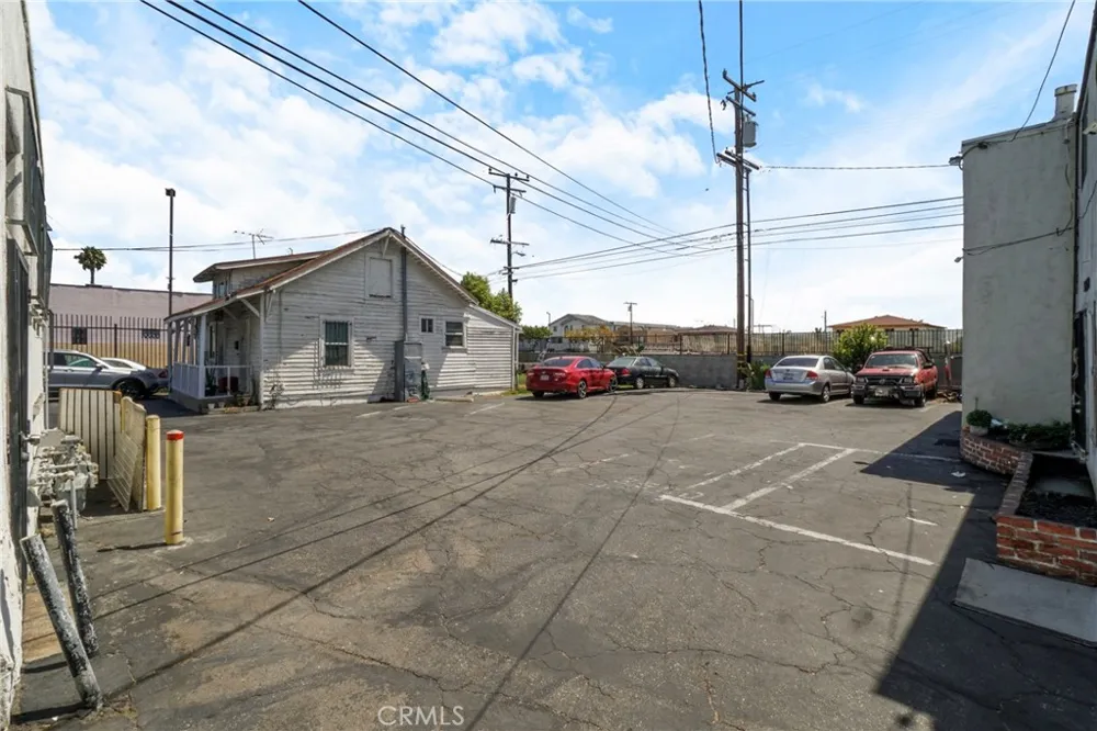 11850 Hawthorne Blvd Hawthorne, CA 90250