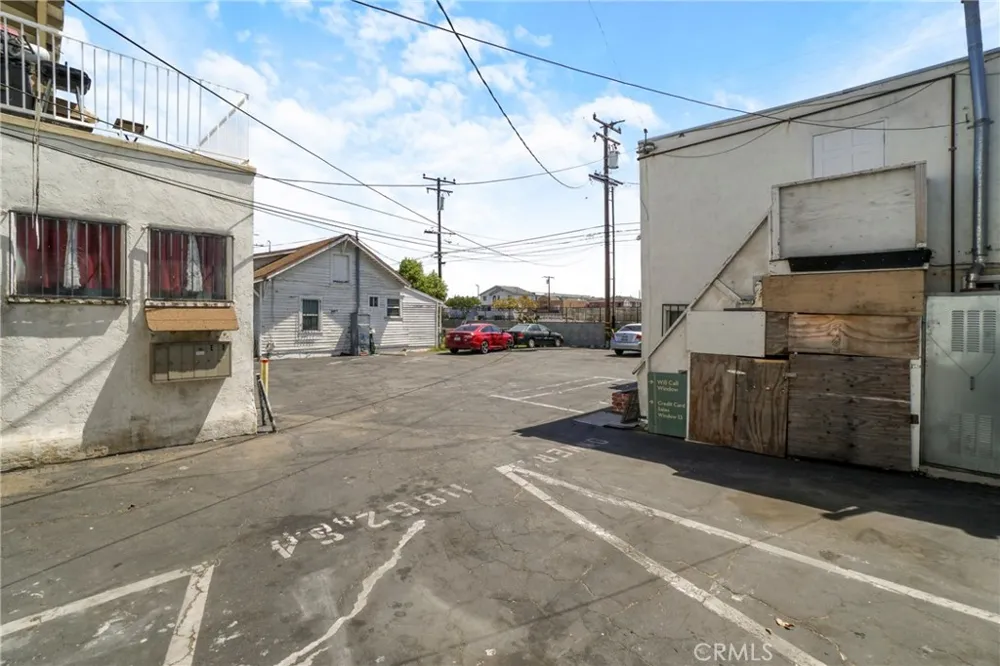 11850 Hawthorne Blvd Hawthorne, CA 90250