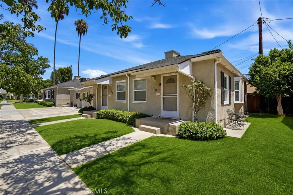 1004 W Clark Burbank, CA 91506