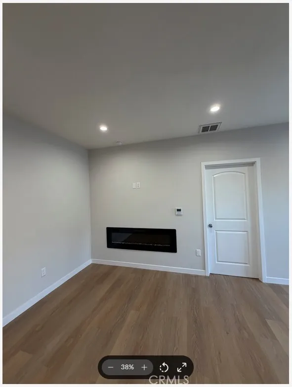 1004 W Clark Burbank, CA 91506