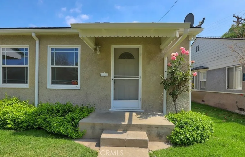 1004 W Clark Burbank, CA 91506