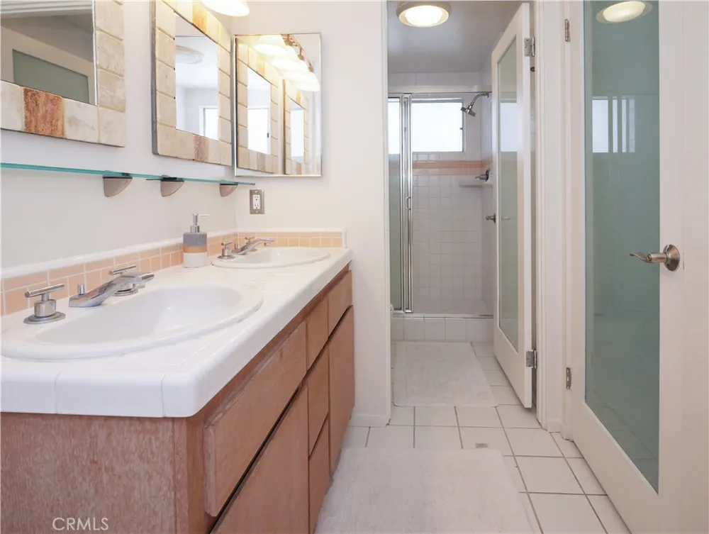 440 Marine Place Manhattan Beach, CA 90266