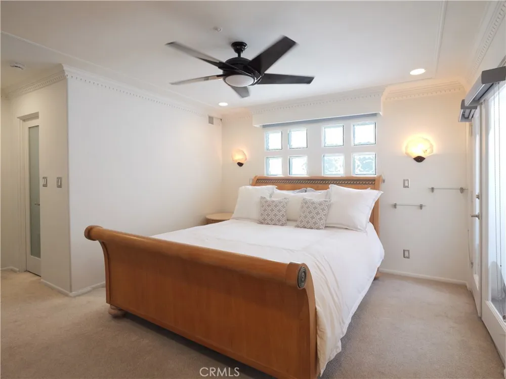 440 Marine Place Manhattan Beach, CA 90266