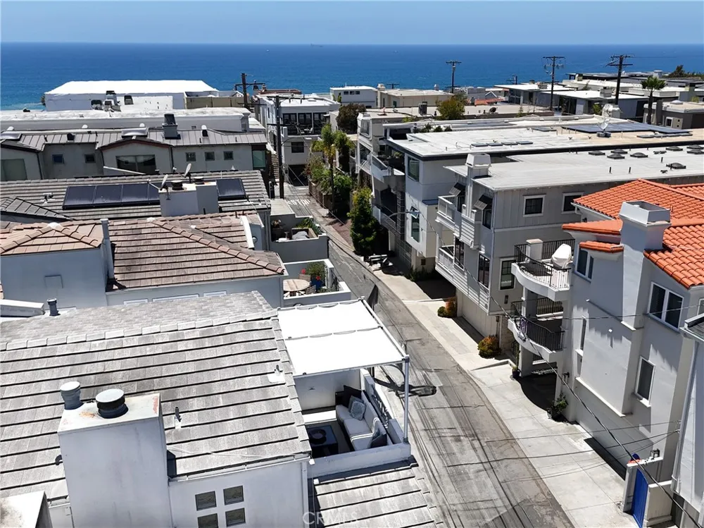 440 Marine Place Manhattan Beach, CA 90266