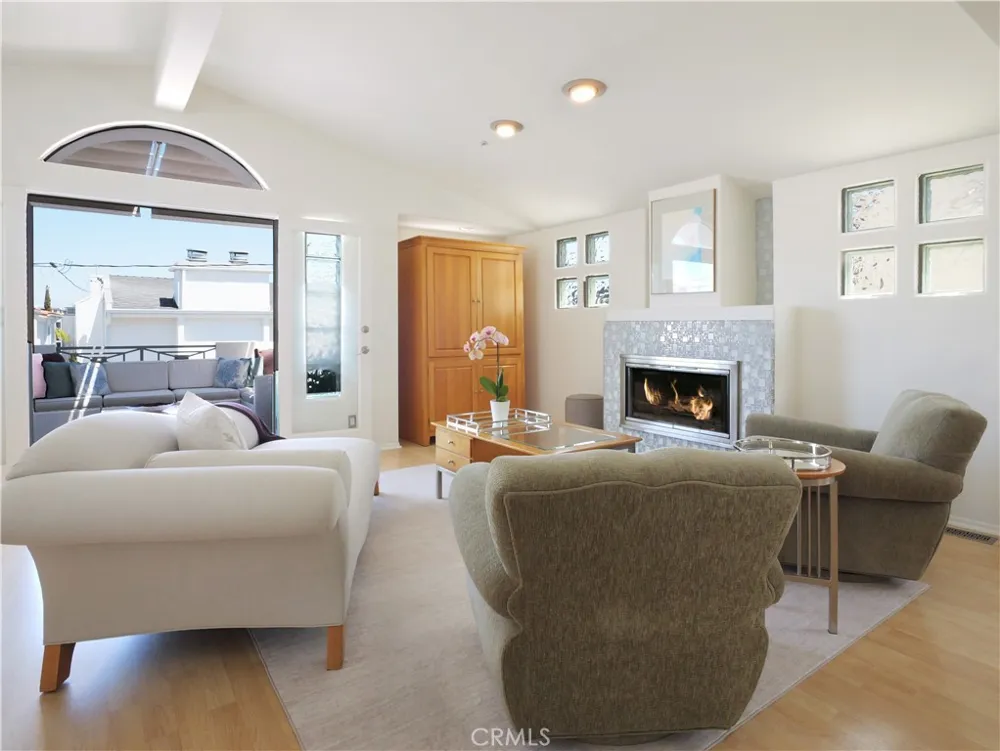 440 Marine Place Manhattan Beach, CA 90266