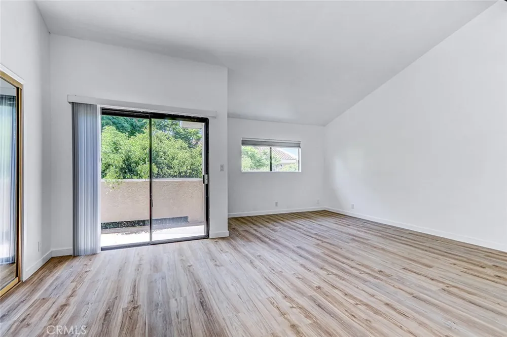 107 S Helberta Avenue #4 Redondo Beach, CA 90277