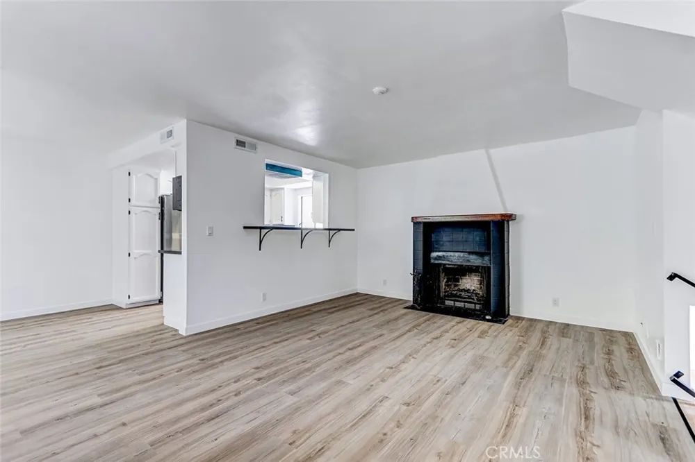 107 S Helberta Avenue #4 Redondo Beach, CA 90277