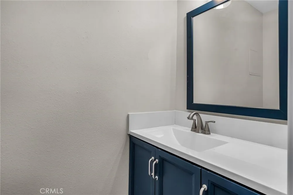 535 Esplanade #111 Redondo Beach, CA 90277