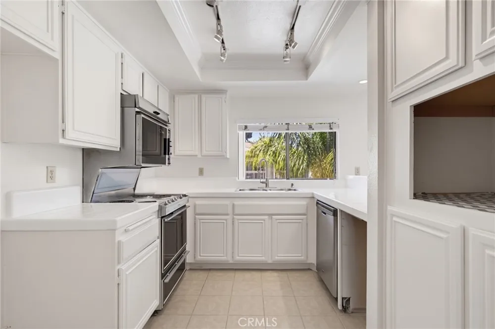 1833 Caddington Drive #70 Rancho Palos Verdes, CA 90275