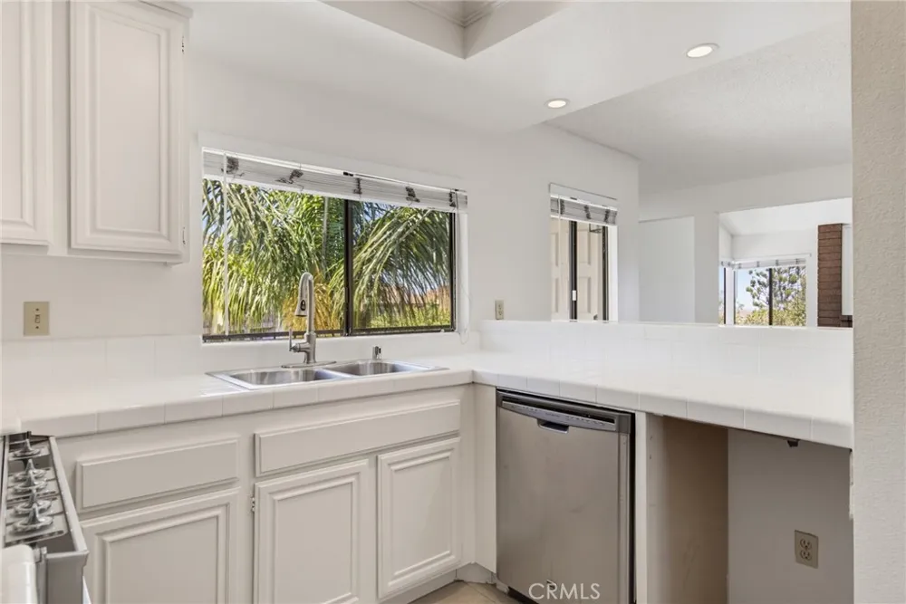 1833 Caddington Drive #70 Rancho Palos Verdes, CA 90275