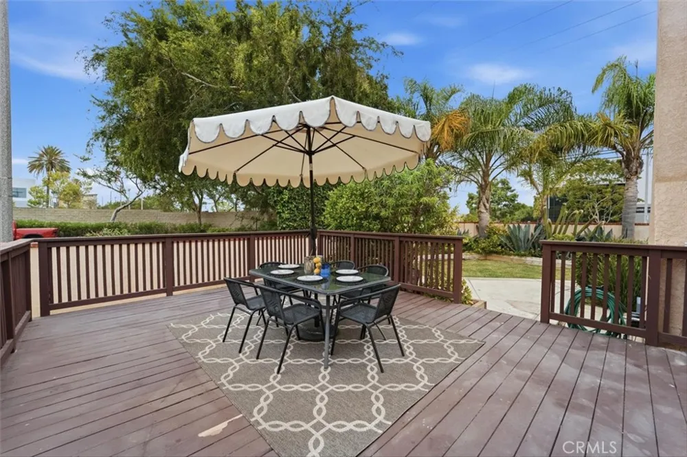11937 S La Cienega Hawthorne, CA 90250