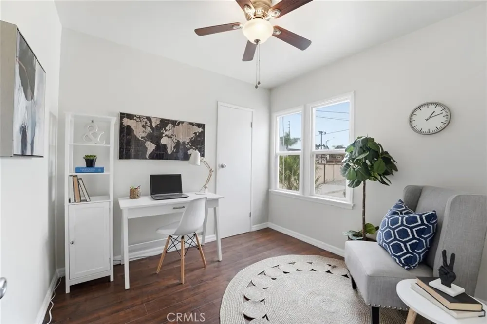 11937 S La Cienega Hawthorne, CA 90250