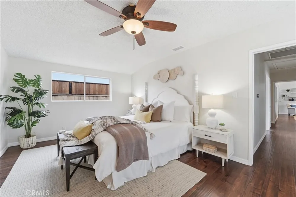 11937 S La Cienega Hawthorne, CA 90250