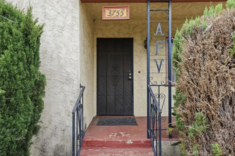 3755 S Bentley Los Angeles, CA 90034