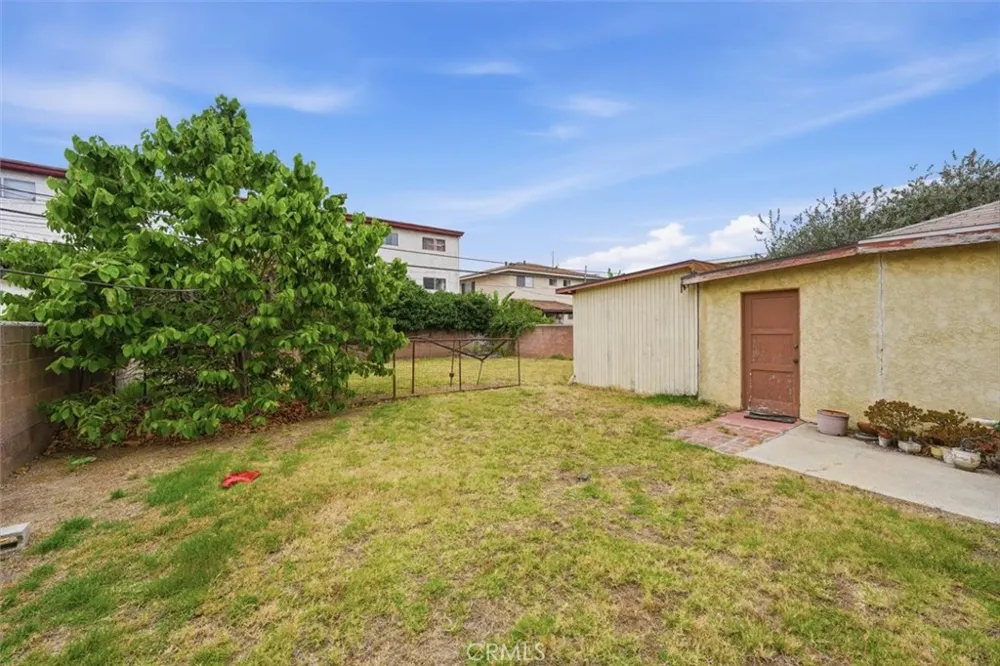 3755 S Bentley Los Angeles, CA 90034