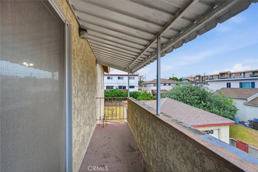 3755 S Bentley Los Angeles, CA 90034