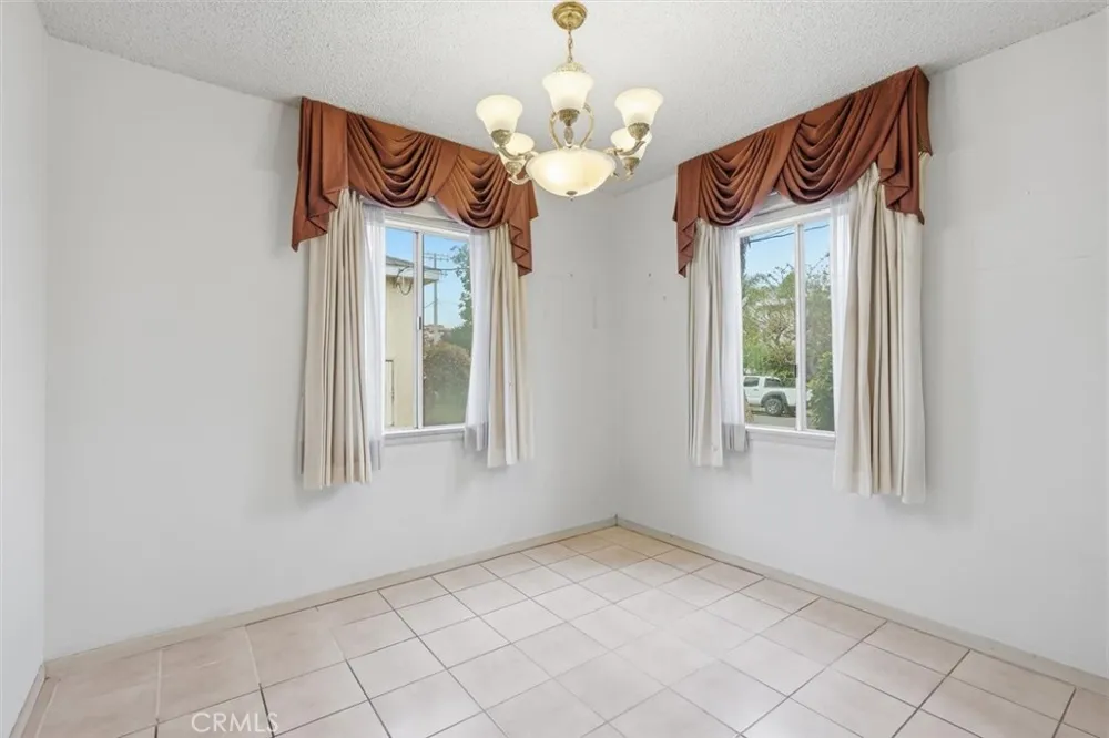 3755 S Bentley Los Angeles, CA 90034