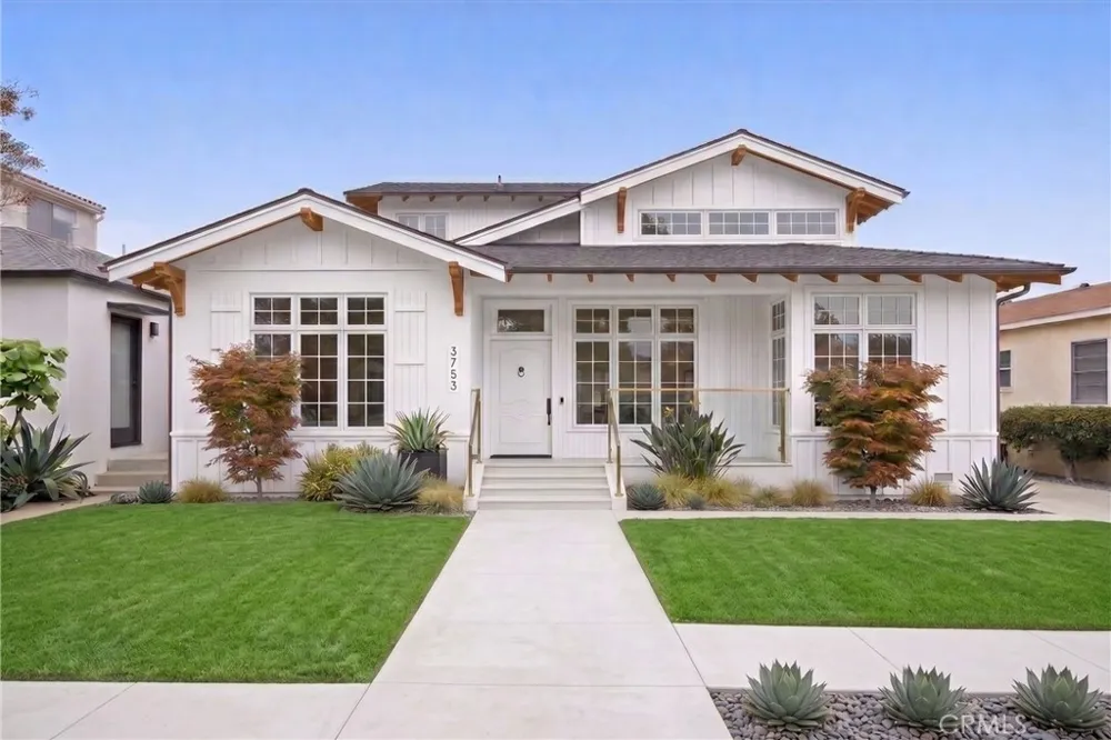 3755 S Bentley Los Angeles, CA 90034
