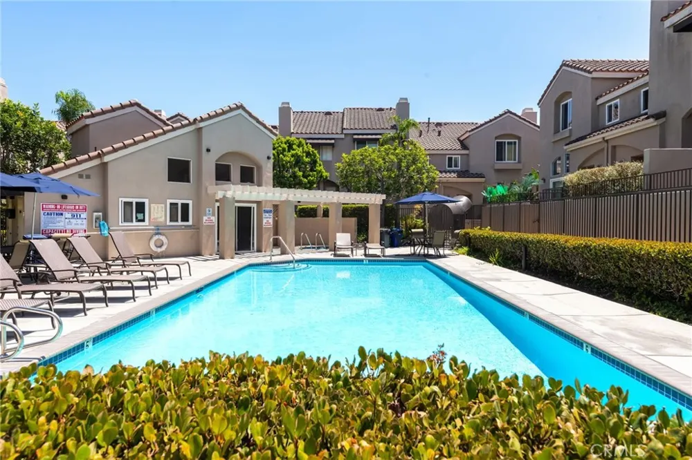 1325 E Grand El Segundo, CA 90245