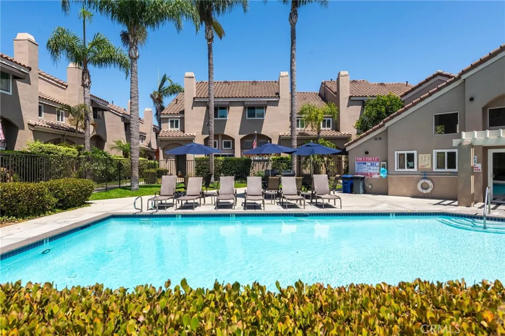 1325 E Grand El Segundo, CA 90245