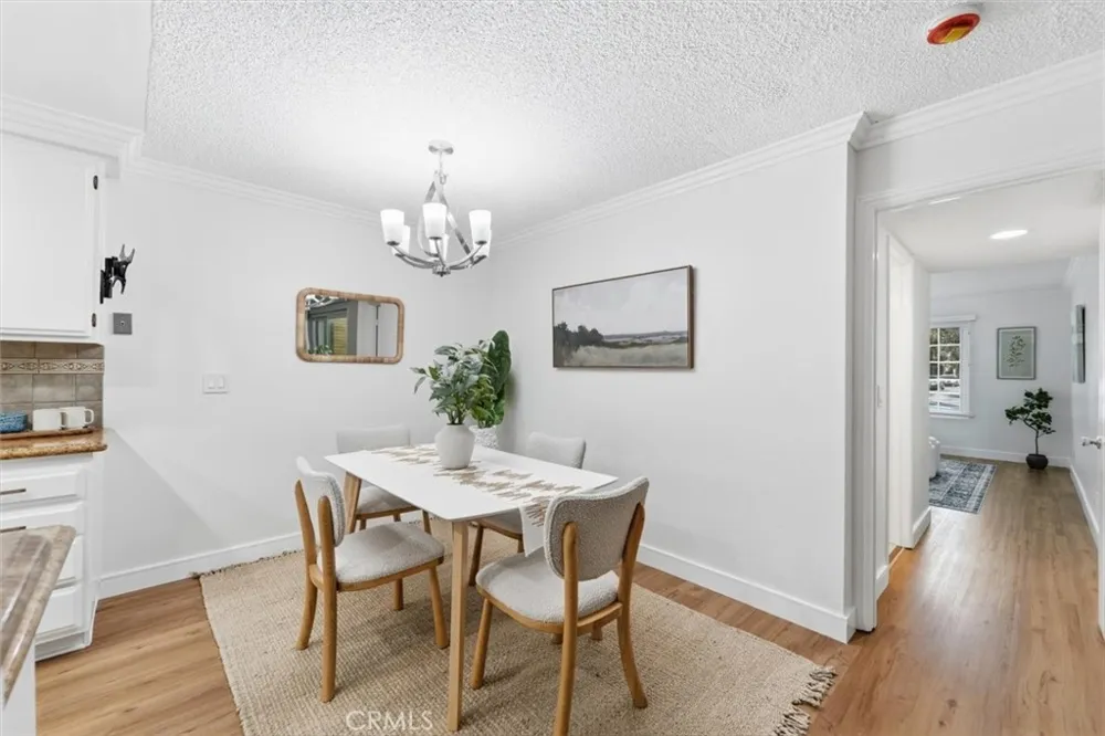 3859 Thorncroft Lane #E Inglewood, CA 90305