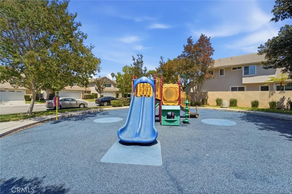 3859 Thorncroft Lane #E Inglewood, CA 90305