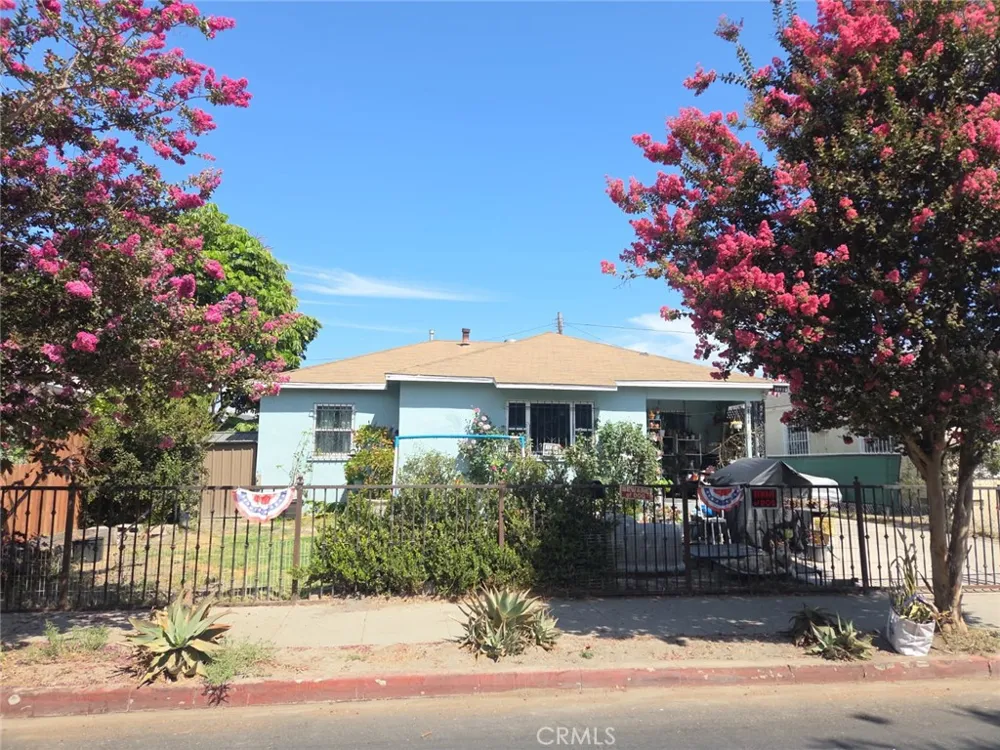 10930 CROESUS AVE Los Angeles, CA 90059
