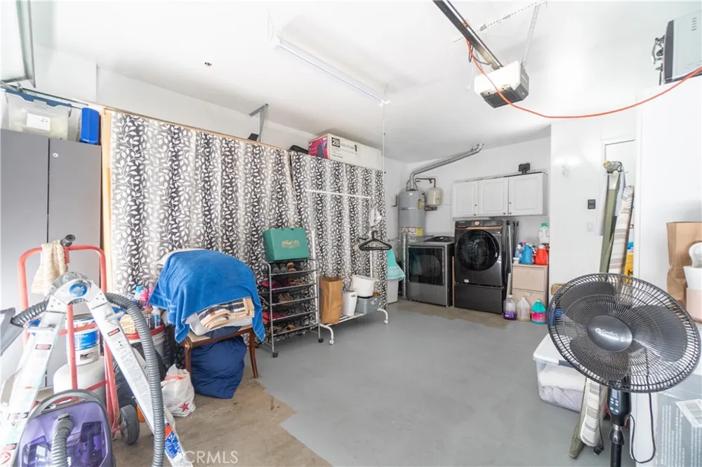 12120 Terra Bella Pacoima, CA 91331