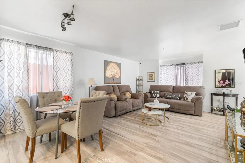 12120 Terra Bella Pacoima, CA 91331