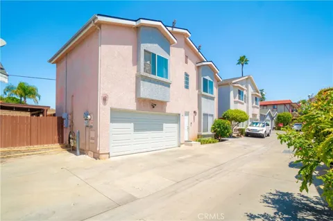12120 Terra Bella