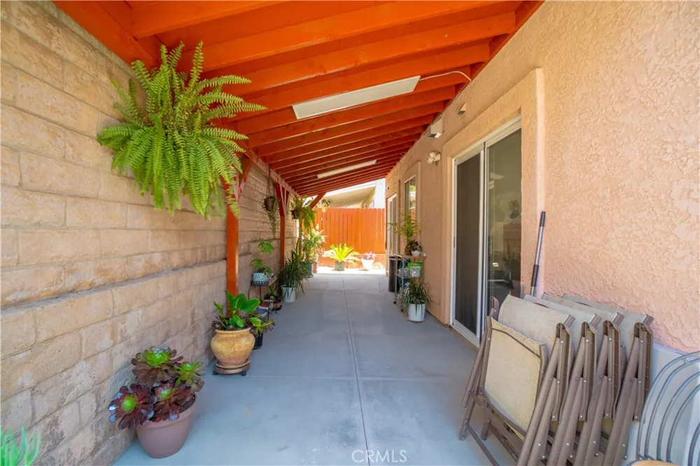 12120 Terra Bella Pacoima, CA 91331