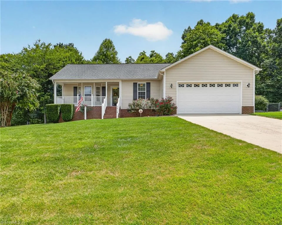 4913 Creeks Crossing Road Asheboro, NC 27205