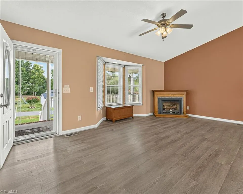 4913 Creeks Crossing Road Asheboro, NC 27205
