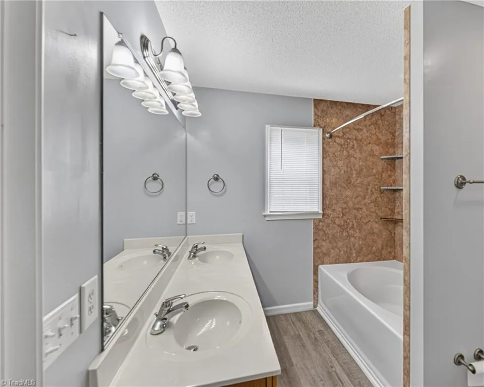 4913 Creeks Crossing Road Asheboro, NC 27205