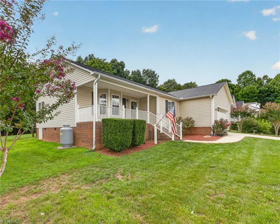 4913 Creeks Crossing Road Asheboro, NC 27205
