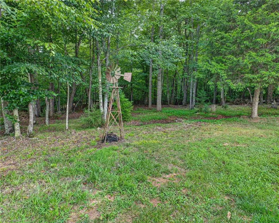 4913 Creeks Crossing Road Asheboro, NC 27205