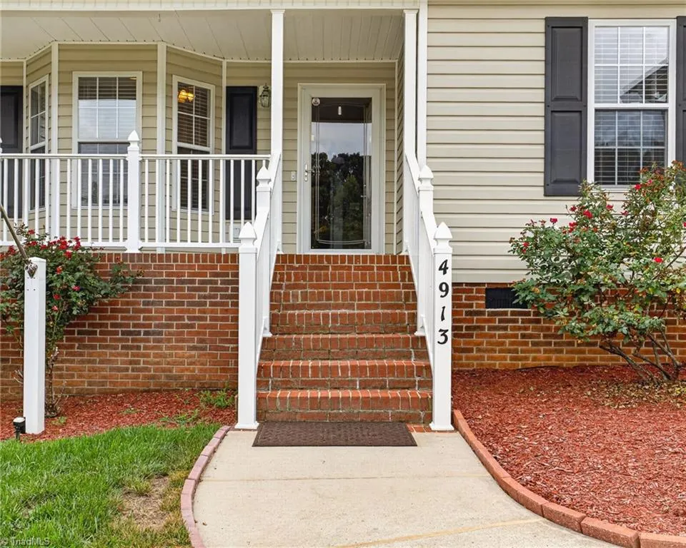 4913 Creeks Crossing Road Asheboro, NC 27205