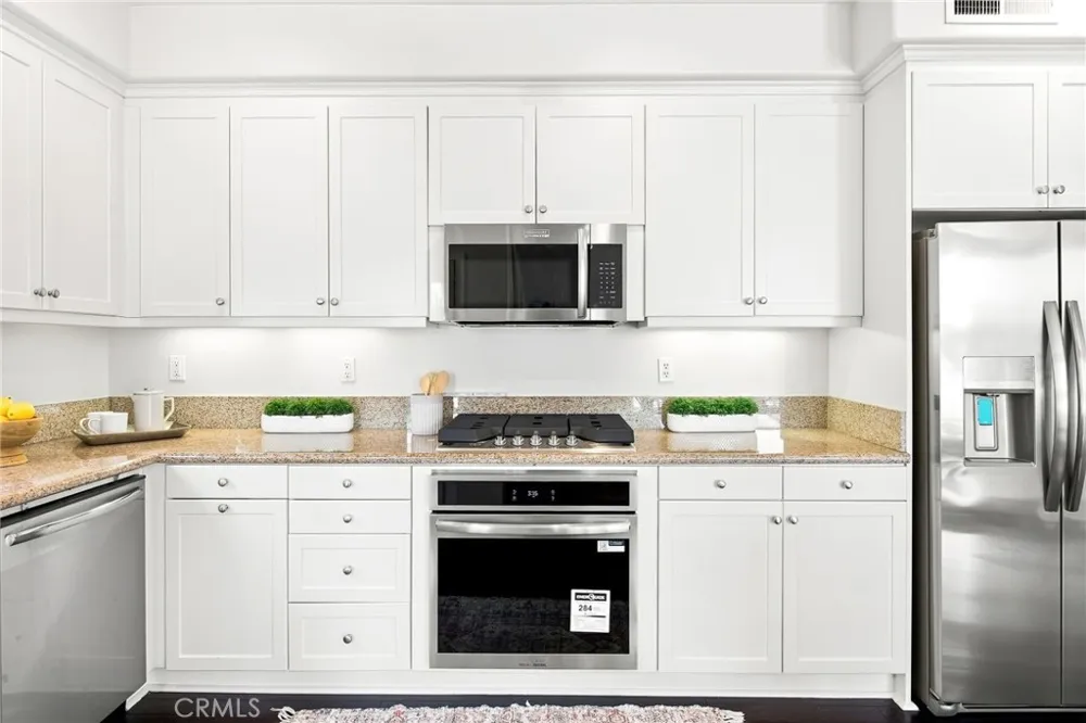 5410 W 149th Place #16 Hawthorne, CA 90250