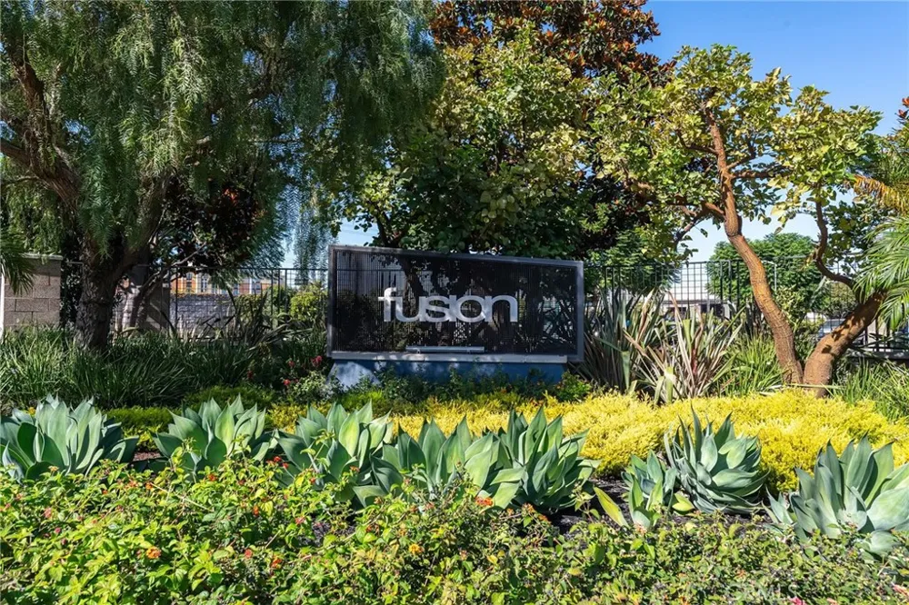 5410 W 149th Place #16 Hawthorne, CA 90250
