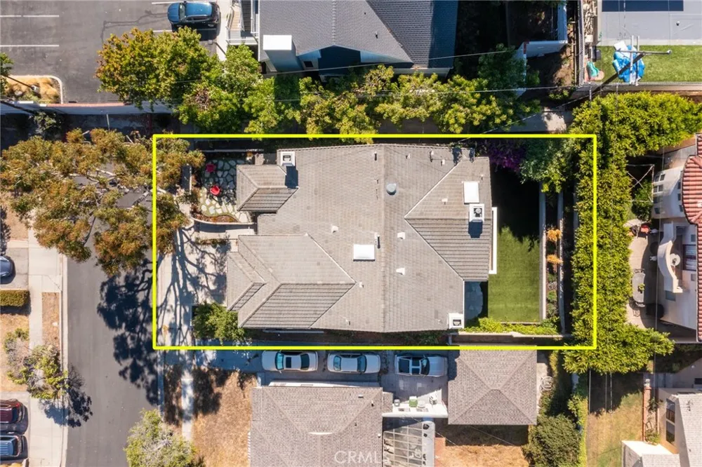 1201 17th Manhattan Beach, CA 90266
