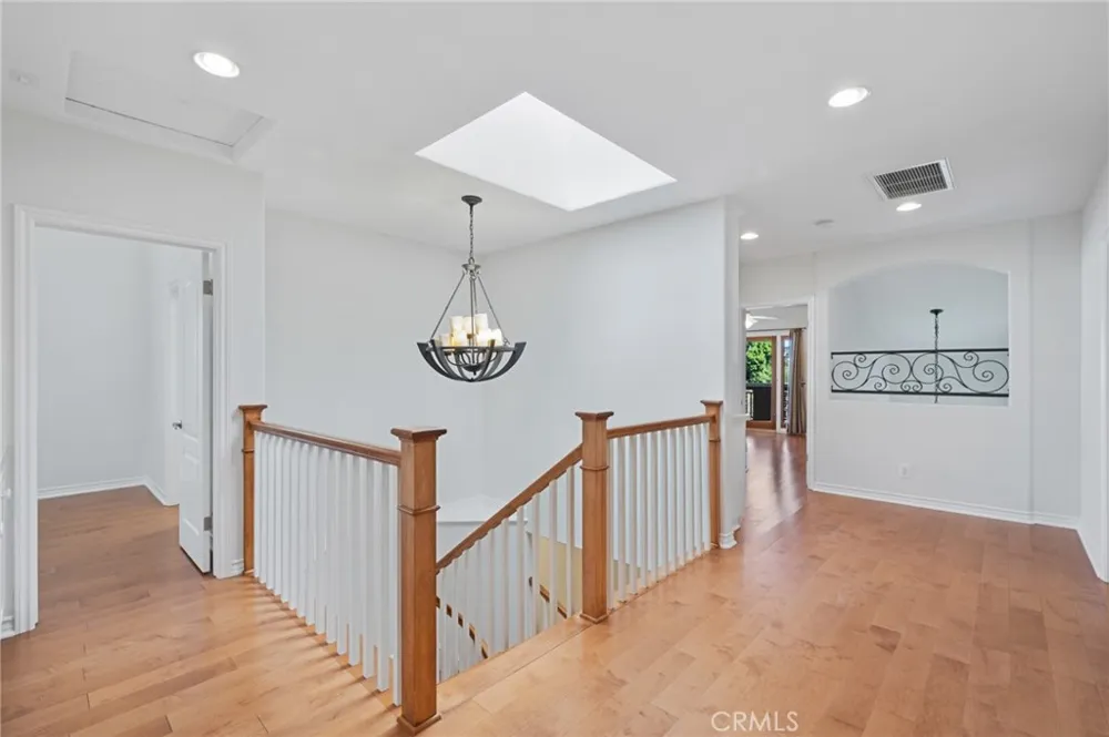 1201 17th Manhattan Beach, CA 90266