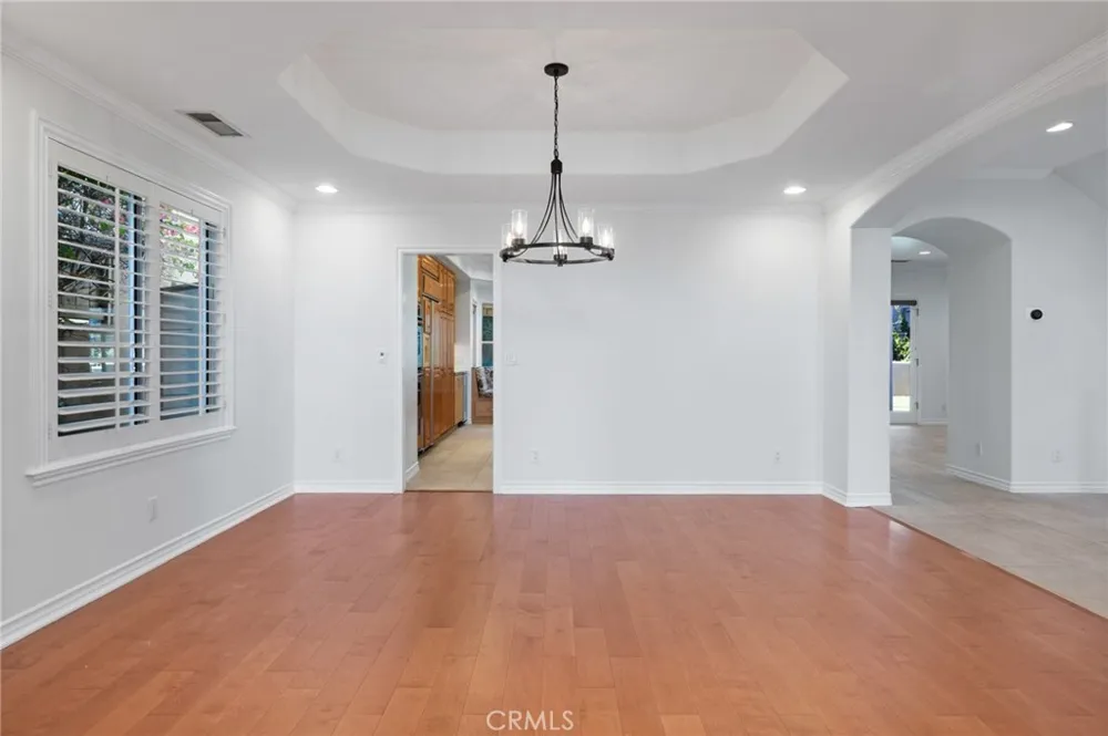1201 17th Manhattan Beach, CA 90266
