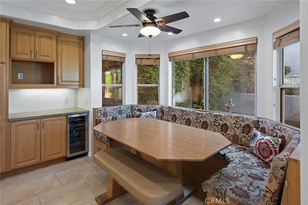 1201 17th Manhattan Beach, CA 90266