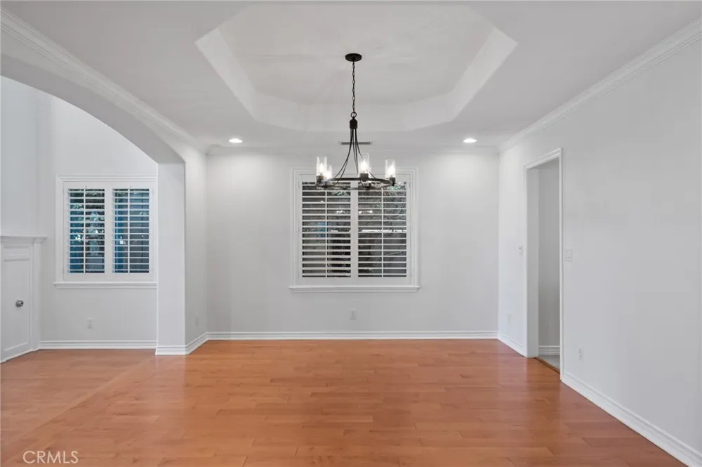 1201 17th Manhattan Beach, CA 90266