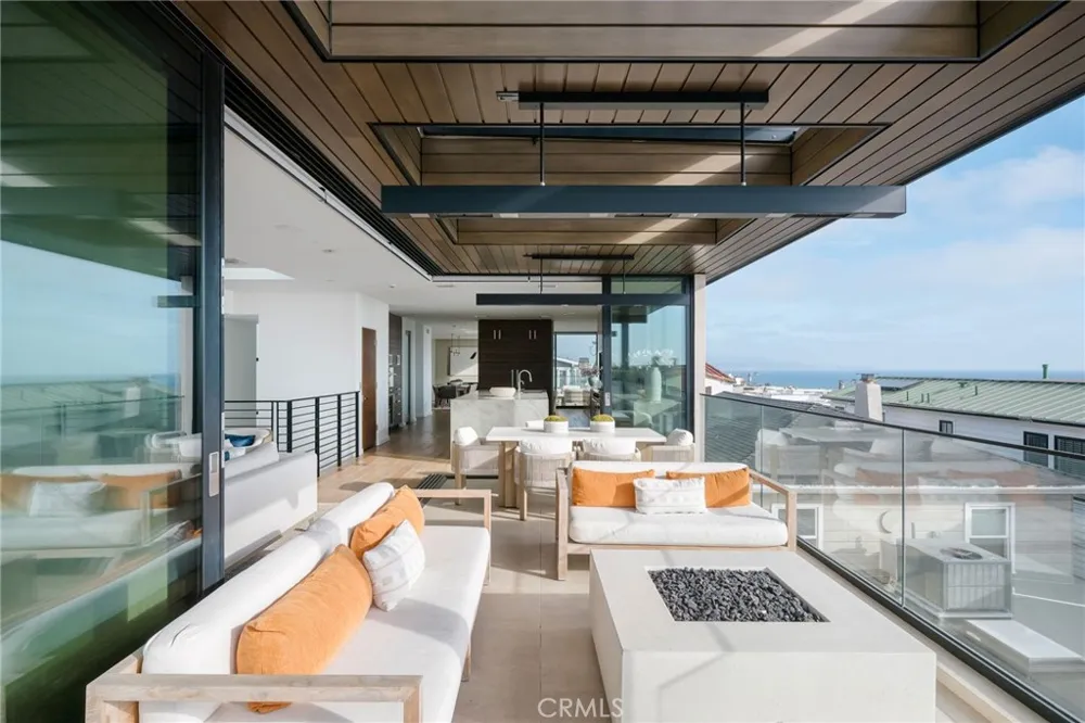 232 6th Street Manhattan Beach, CA 90266