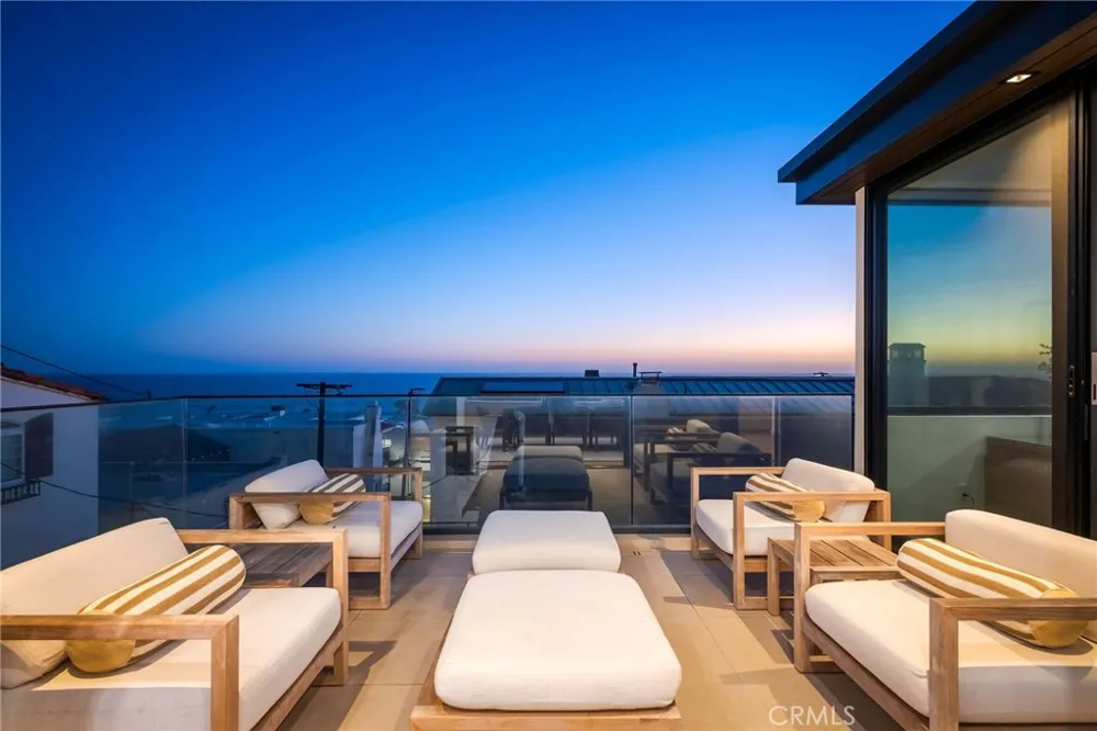 232 6th Street Manhattan Beach, CA 90266