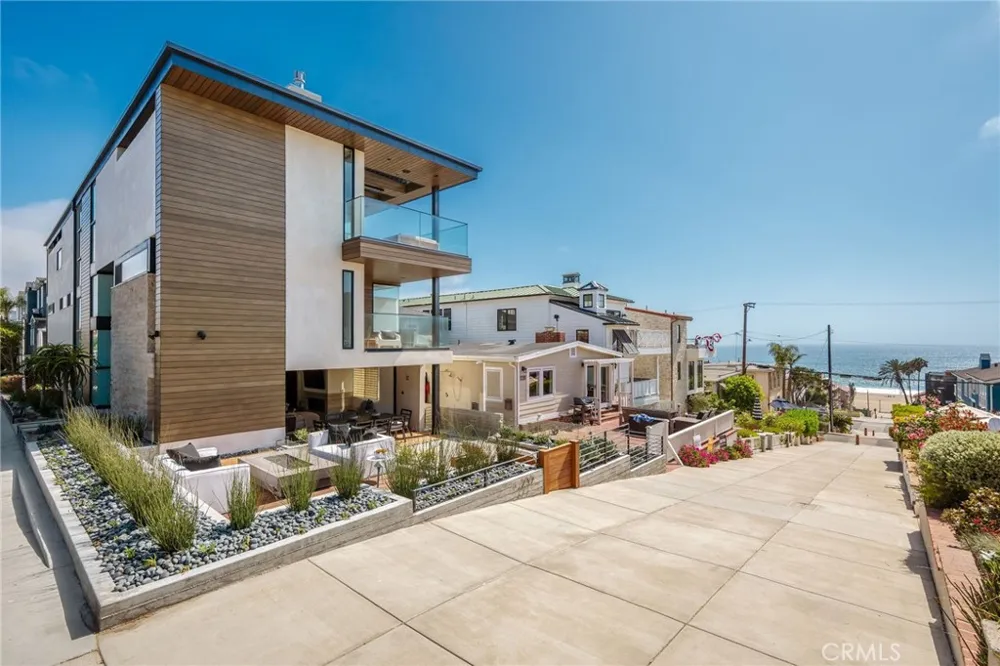 232 6th Street Manhattan Beach, CA 90266