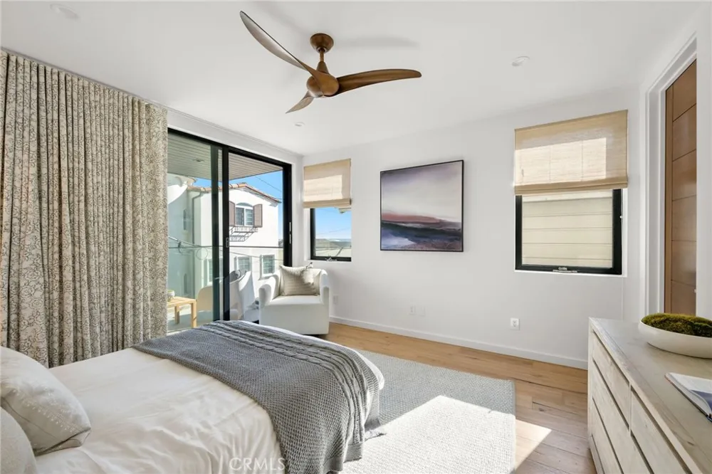 232 6th Street Manhattan Beach, CA 90266