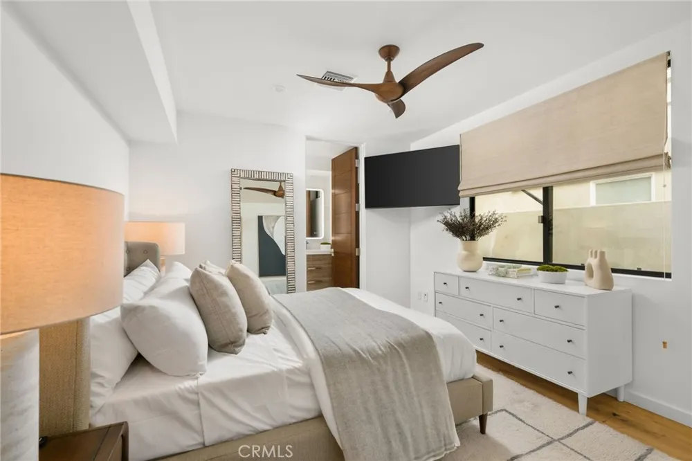 232 6th Street Manhattan Beach, CA 90266