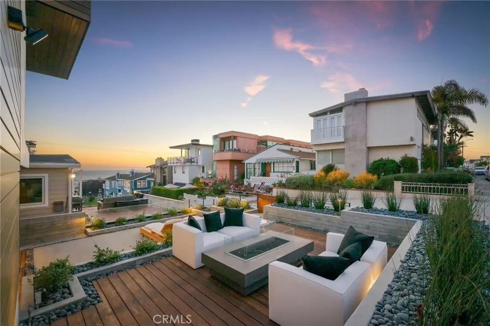 232 6th Street Manhattan Beach, CA 90266